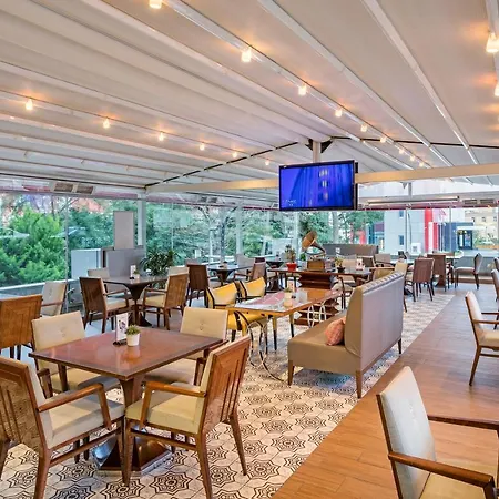 泰坦尼克港口巴克科伊酒店 酒店