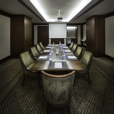 泰坦尼克港口巴克科伊酒店 5* 伊斯坦布尔