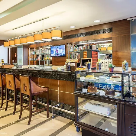 泰坦尼克港口巴克科伊酒店 5* 伊斯坦布尔