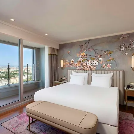 Hotel Titanic Port Bakirkoy 5*