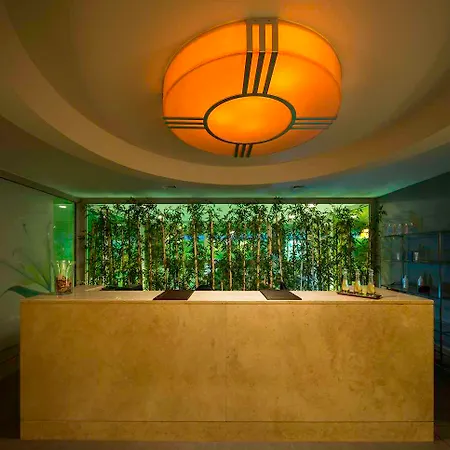 Titanic Port Bakirkoy Istanboel