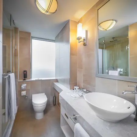 تايتانيك بورت باكيركوي فندق