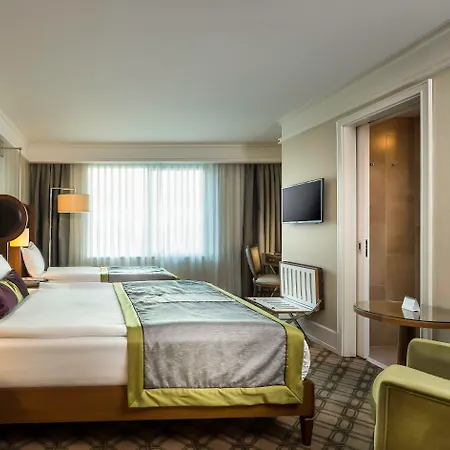 Titanic Port Bakirkoy מלון 5*