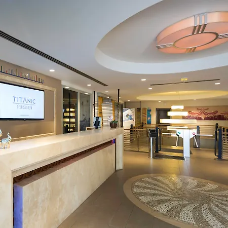 タイタニック ポート バクルキョイ ホテル 5*