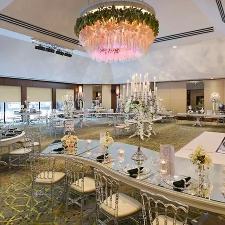 تايتانيك بورت باكيركوي فندق 5*