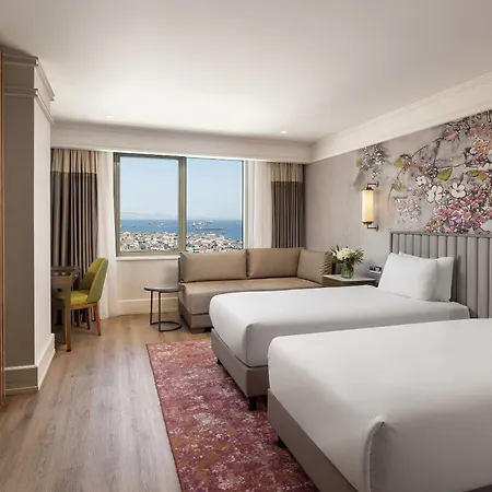 Titanic Port Bakirkoy