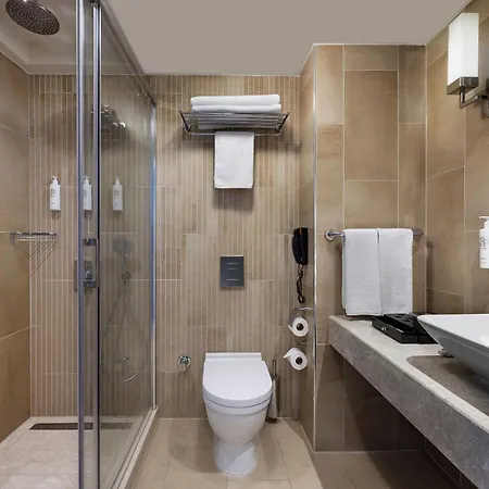 Titanic Port Bakirkoy 5*