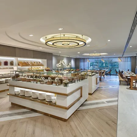 Titanic Port Bakirkoy 5* Istanbul
