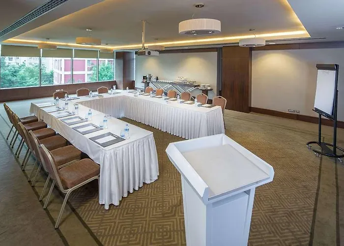 Hotell Titanic Port Bakirkoy