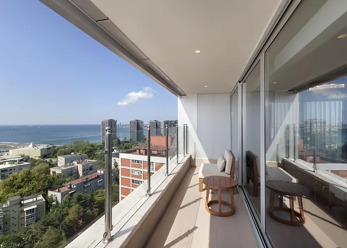 Titanic Port Bakirkoy